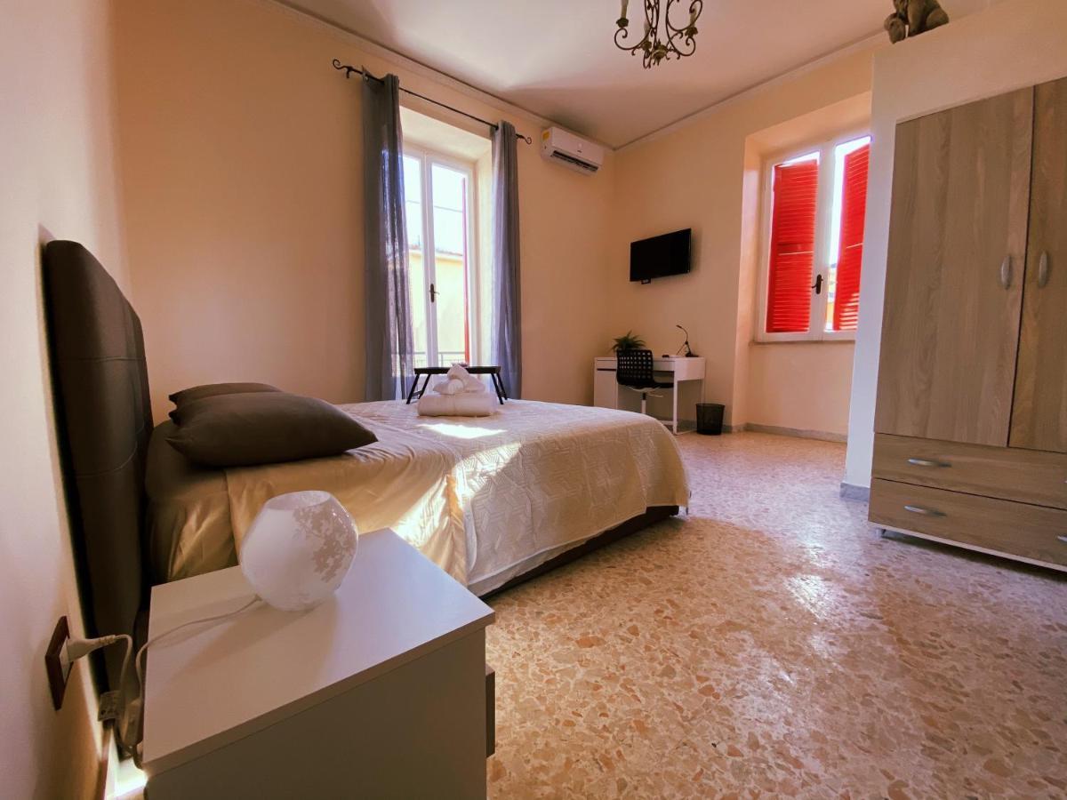Bed and Breakfast Happy Days Terracina Exterior foto